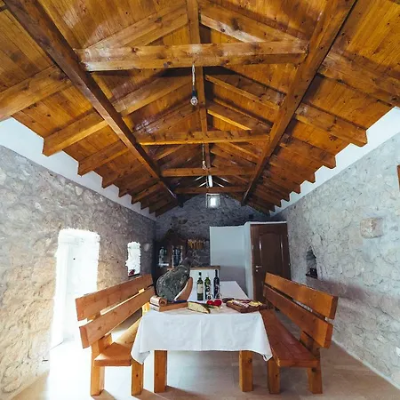 M&m Villa